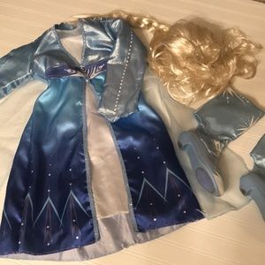Frozen children’s costume fits 4-6x